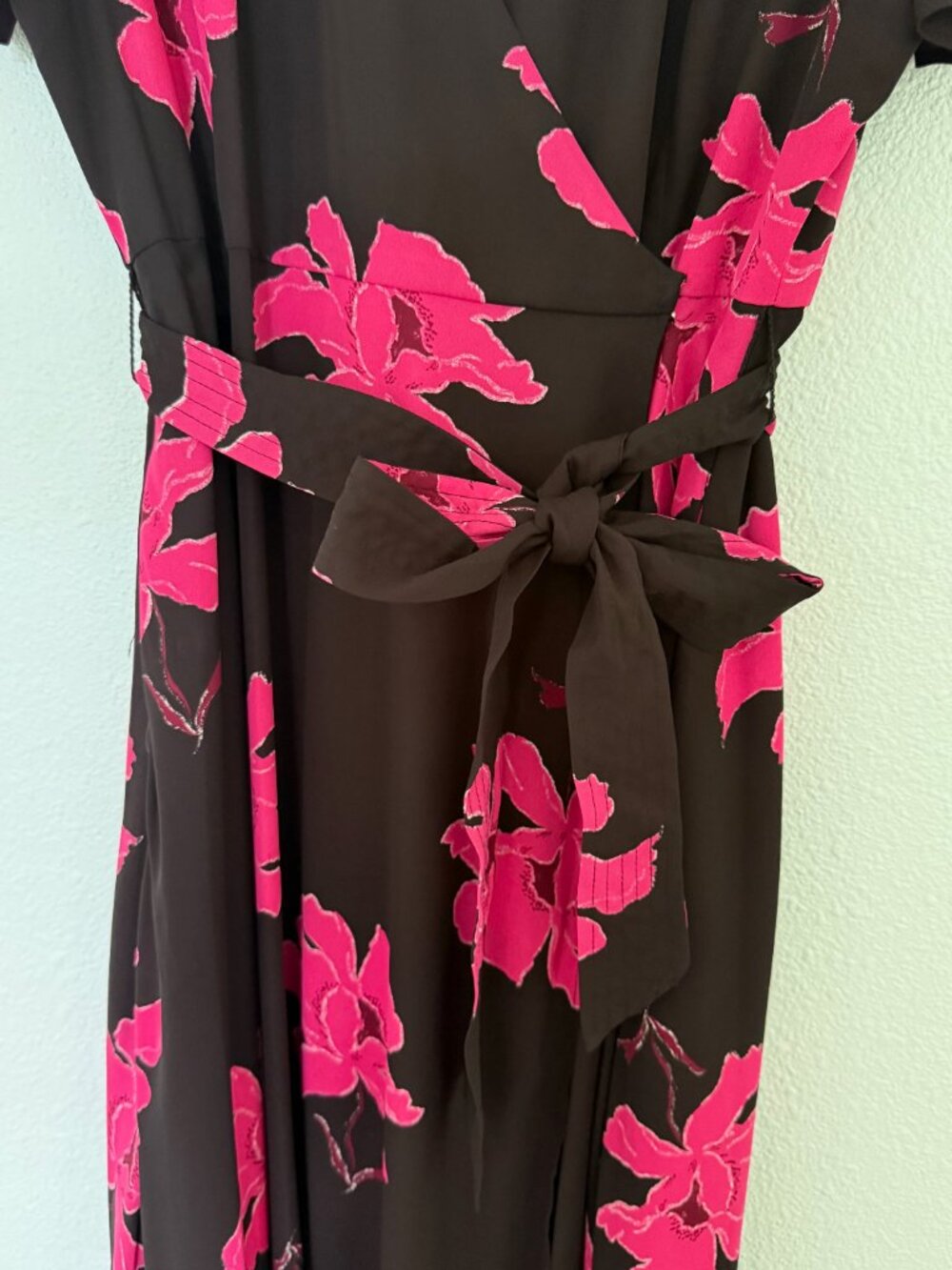 Alfani Black Pink Floral Wrap Tie Waist Dress Size 10 - Picture 3 of 12